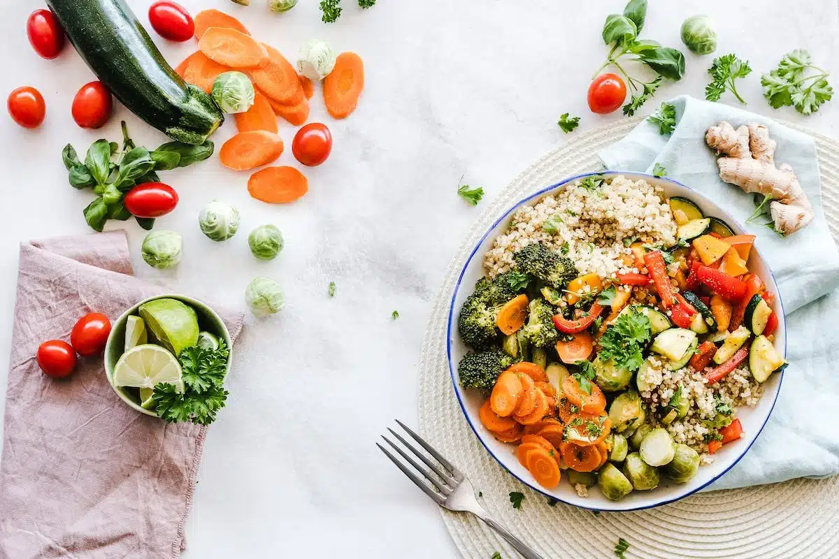 Maîtrisez les astuces de cuisine pour réduire les matières grasses dans vos plats !