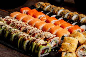 Comment choisir un service de livraison de sushis à Toulon ?