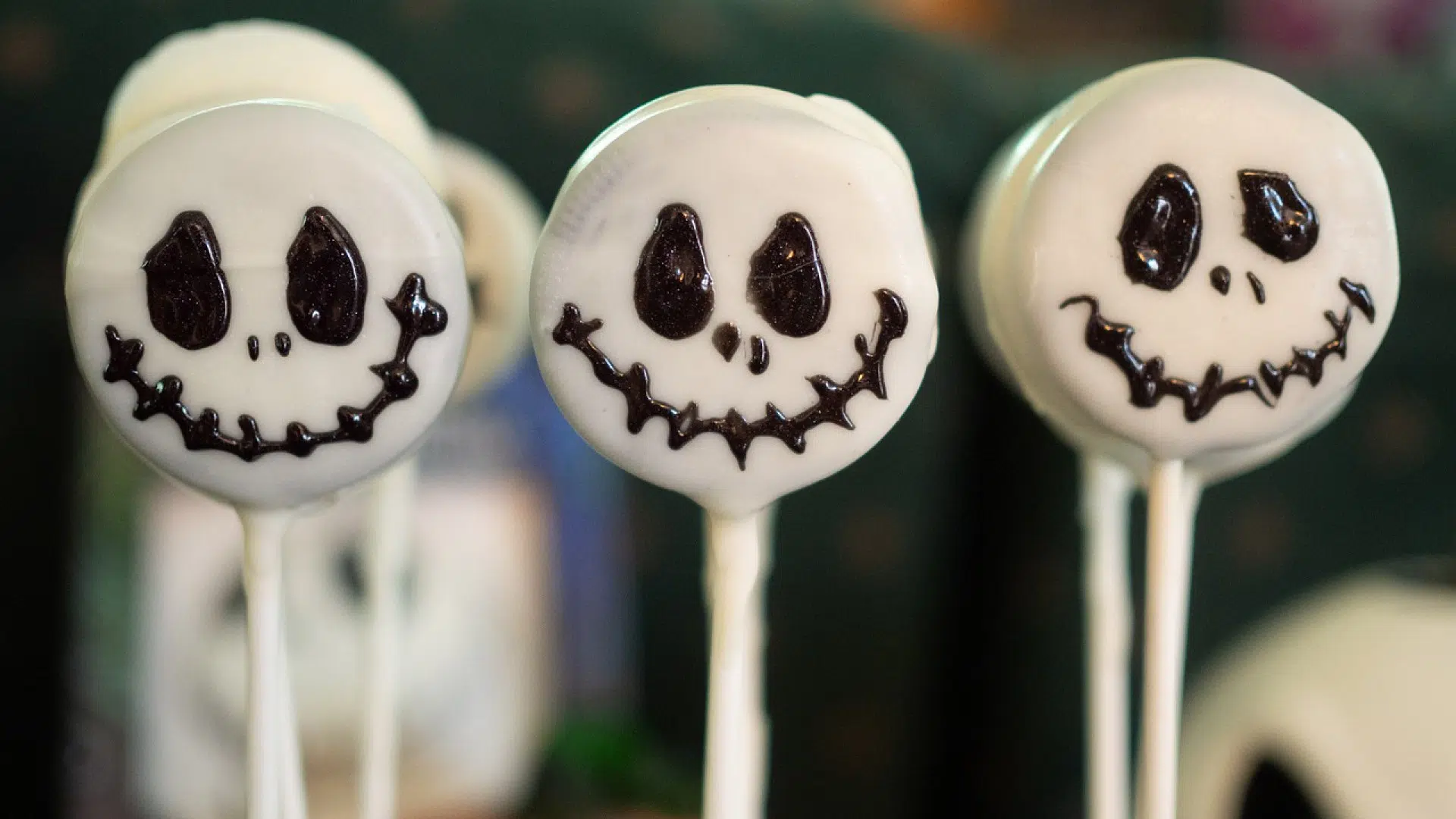 Offrir des bonbons à Halloween : pourquoi ?